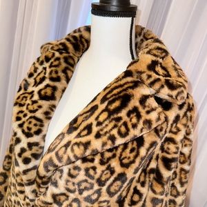 FOREVER 21 cheetah faux fur coat women’s jacket size small